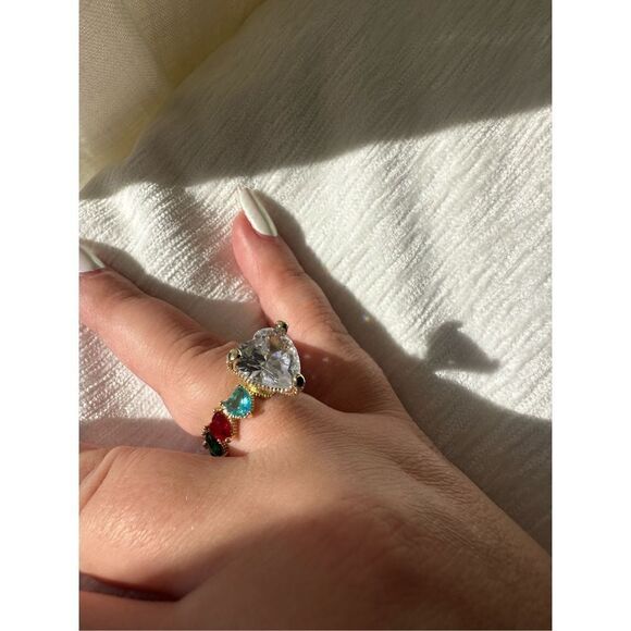 Multicolor adjustable cubic zirconia heart ring - Picture 6 of 9